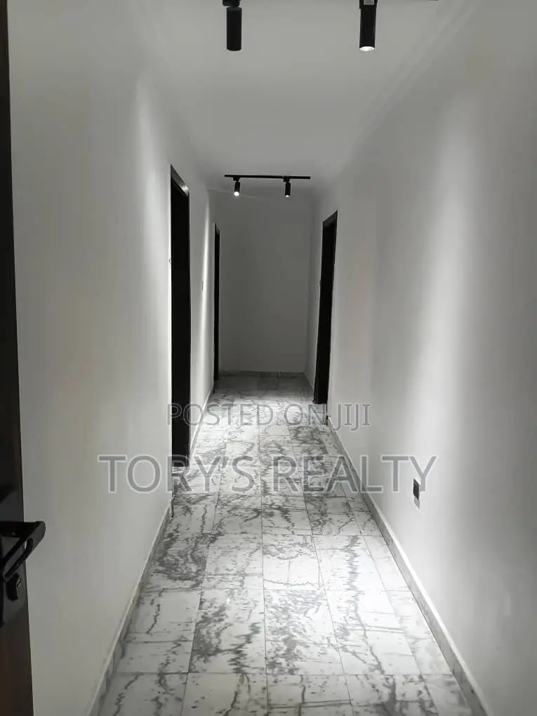 3bdrm Apartment in Old Ikoyi for rent in Old Ikoyi