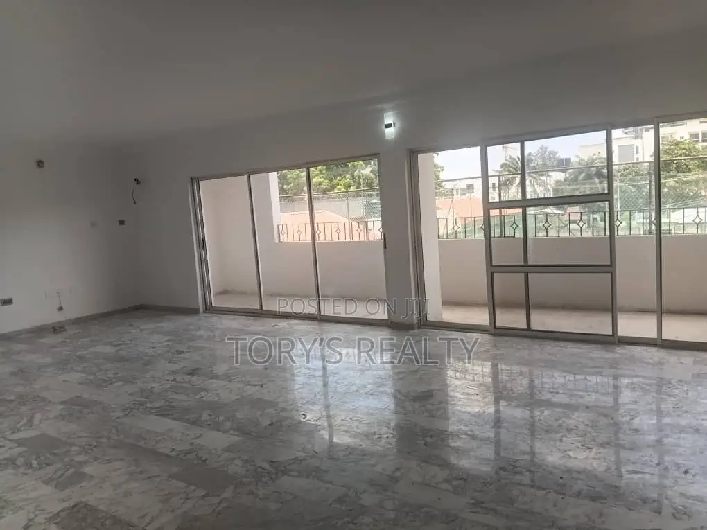 3bdrm Apartment in Old Ikoyi for rent in Old Ikoyi