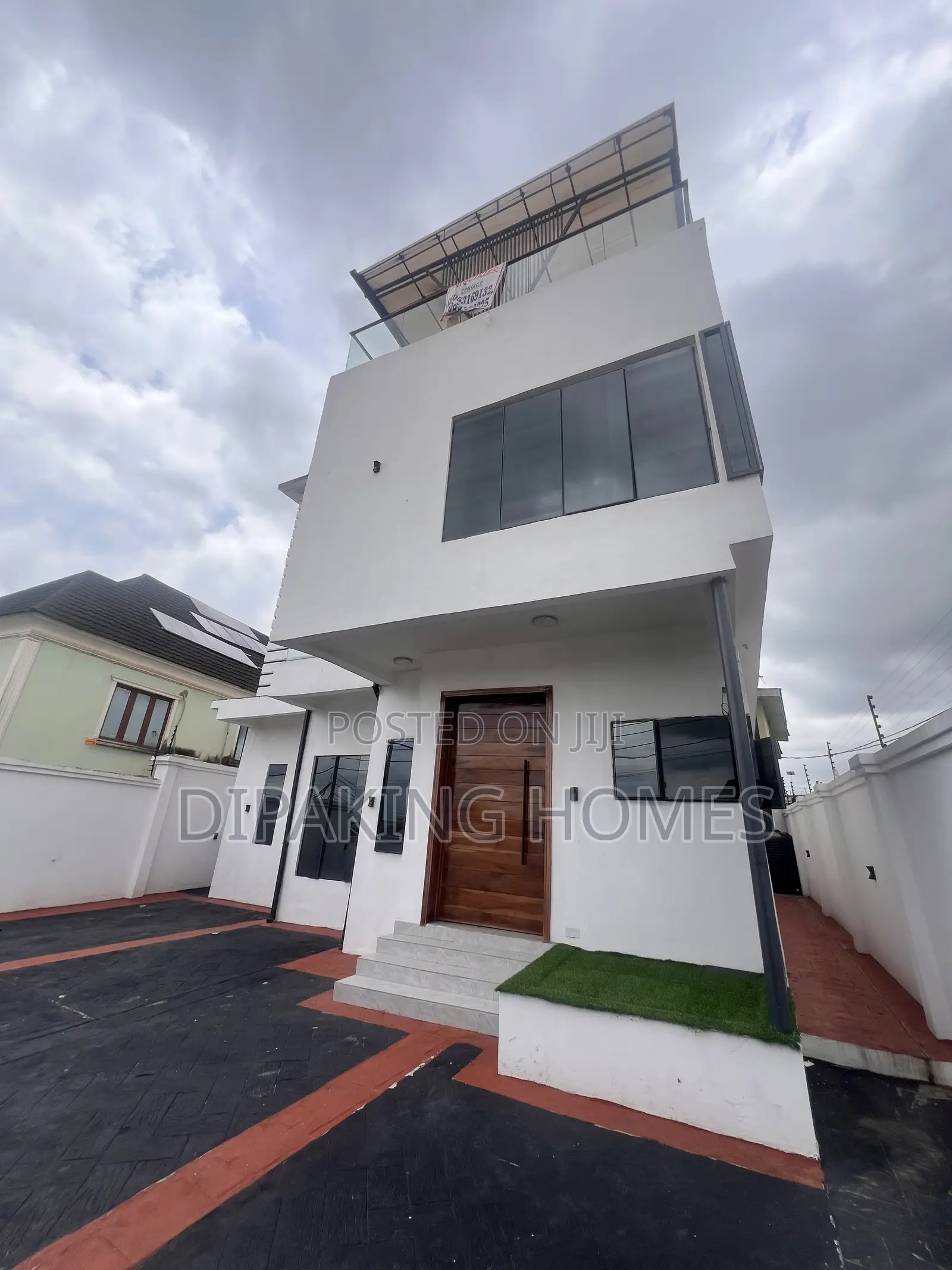 Furnished 4bdrm Duplex in Ikeja for sale in Ikeja