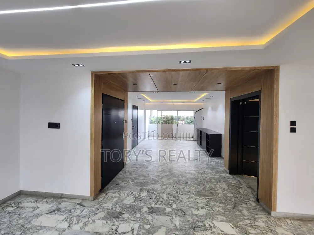 3bdrm Apartment in Old Ikoyi for rent in Old Ikoyi