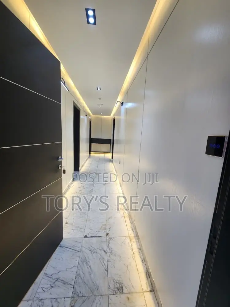 3bdrm Apartment in Old Ikoyi for rent in Old Ikoyi