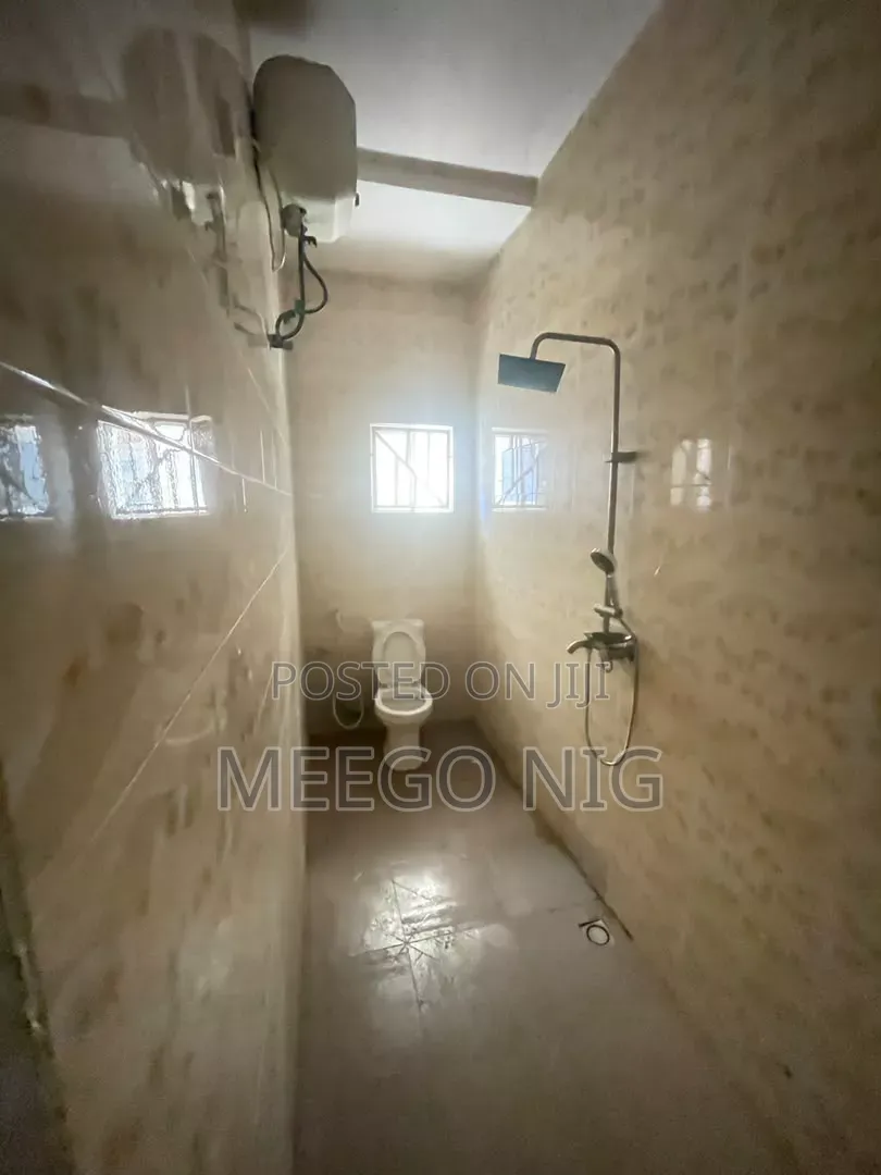 1bdrm Shared Apartment in Van Daniel Estate, Chevron for rent in Chevron