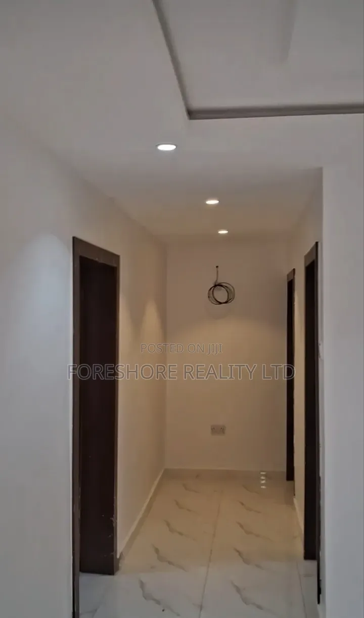 3bdrm Apartment in Off Toyin Street for rent in Toyin Street