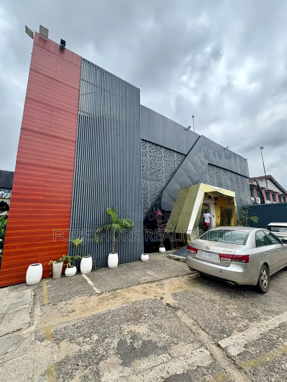 For Rent: 400sqm Office Space
At Oregun, Ikeja
N60m in Oregun