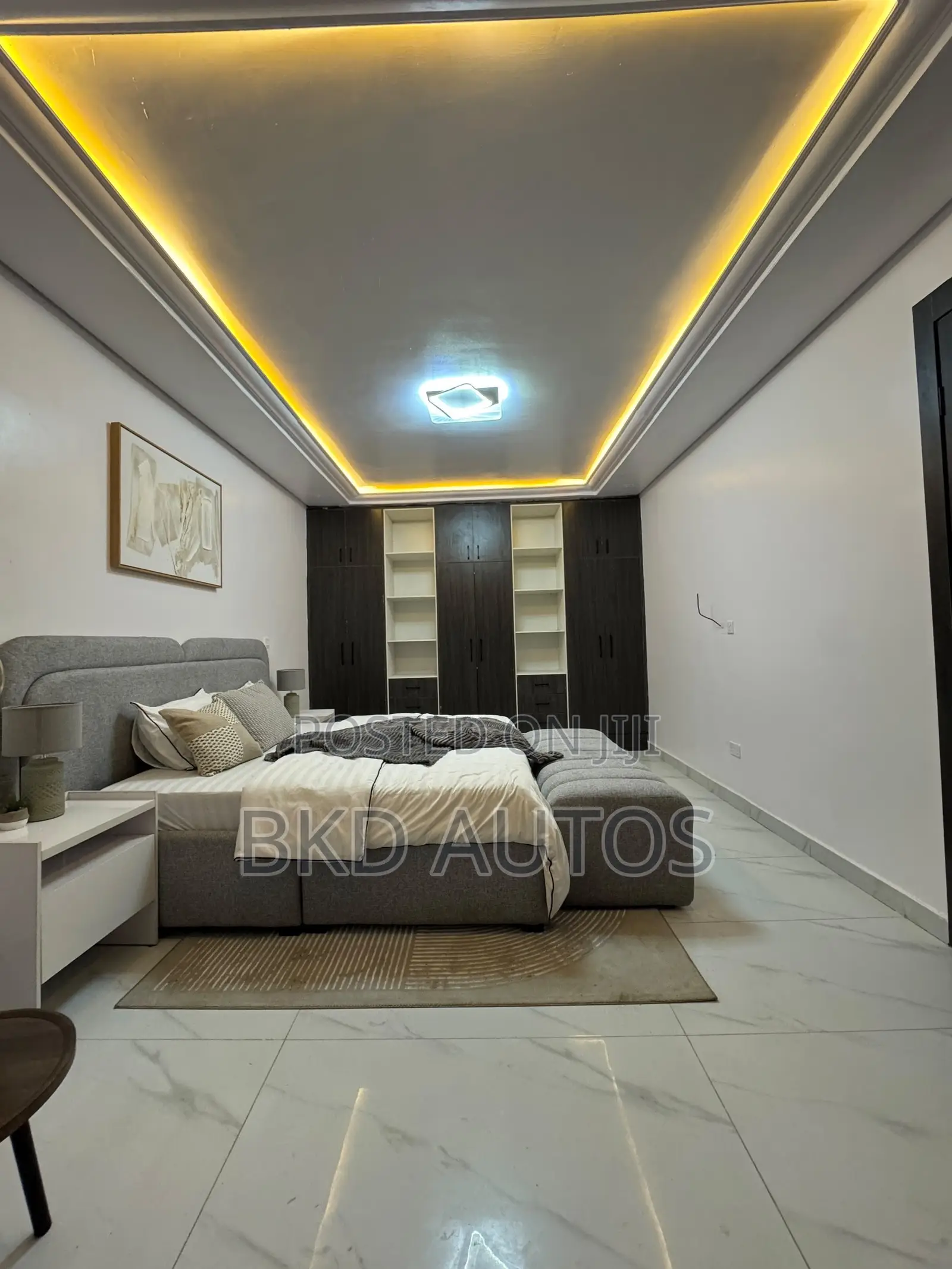 Furnished 4bdrm Maisonette in Yaba for sale in Yaba