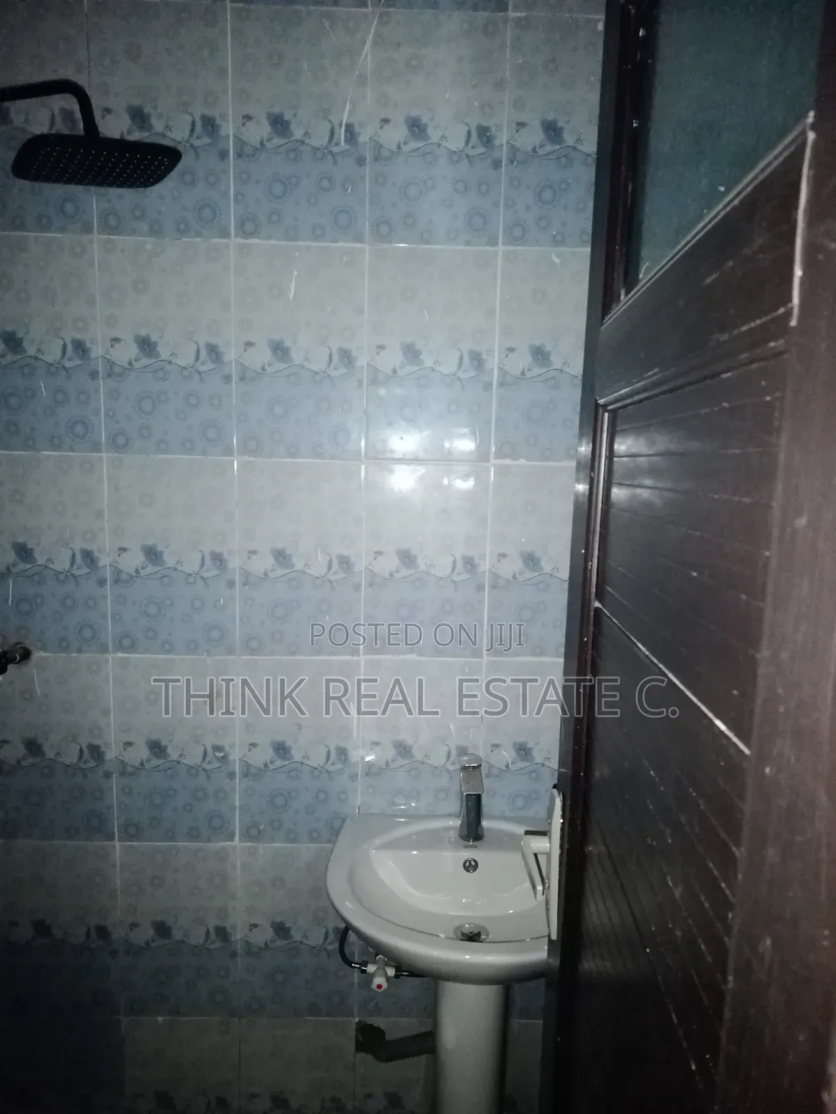2bdrm House in Ekehuan Road, Benin City for rent in Benin City