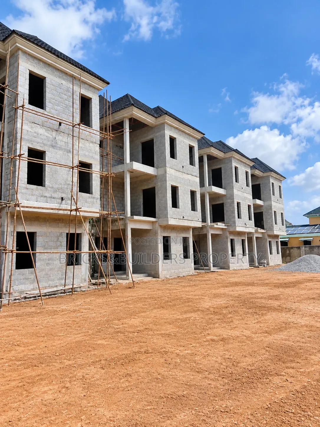 5bdrm Duplex in Kado for sale in Kado
