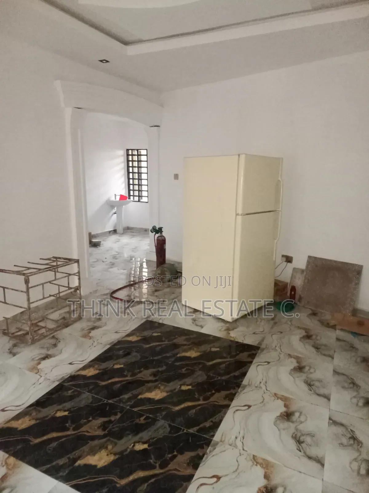 2bdrm House in Ekehuan Road, Benin City for rent in Benin City