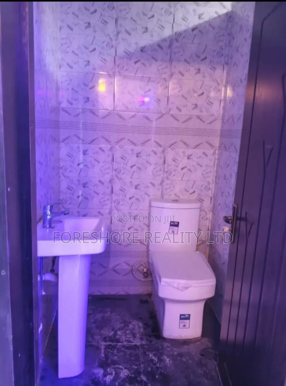3bdrm Apartment in Toyin Street for rent in Toyin Street