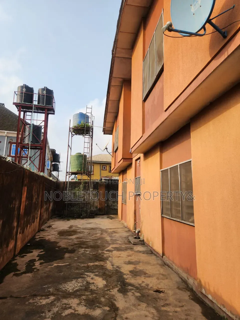 3bdrm Block of Flats in Ayobo Ipaja Lagos for sale in Ipaja Road