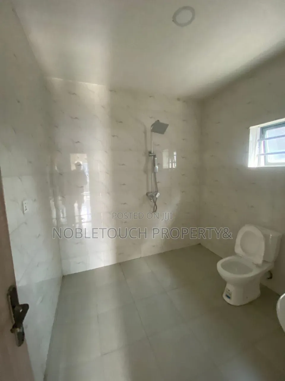3bdrm Block of Flats in Ayobo Ipaja Lagos for sale in Ipaja Road