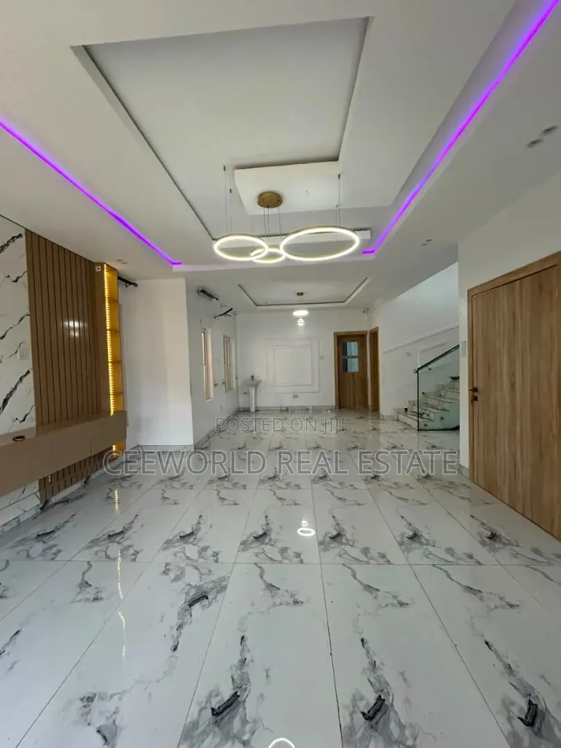 4bdrm Duplex in Calton Gate Estate, Akobo for rent in Akobo