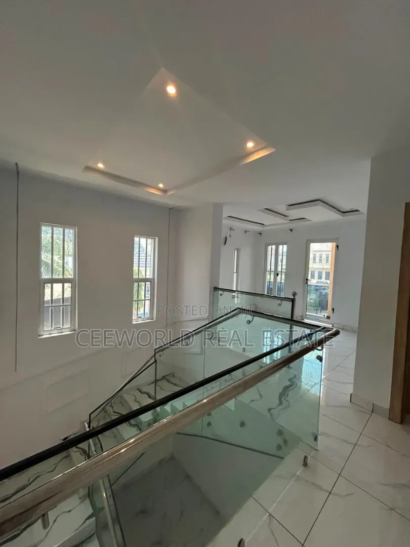 4bdrm Duplex in Calton Gate Estate, Akobo for rent in Akobo