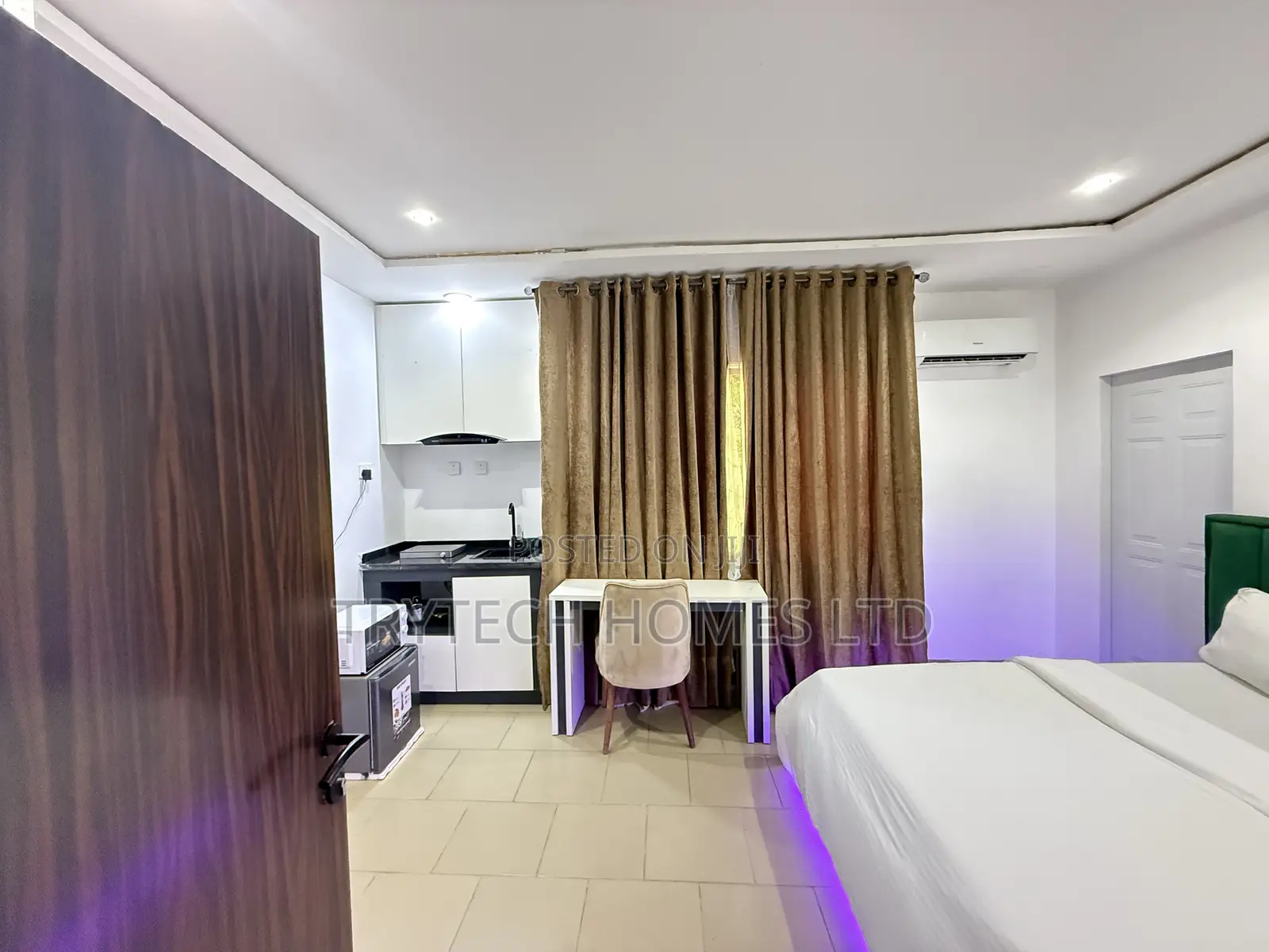 Studio Apartment for Long & Short Stay in Bunkoro