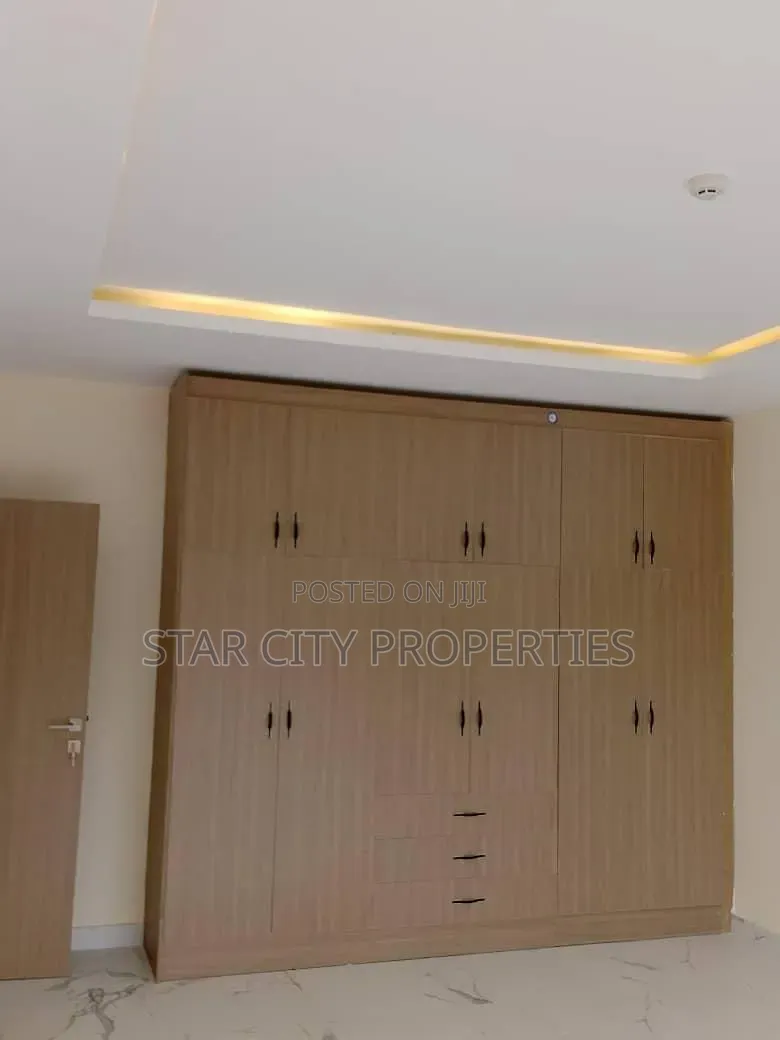 3bdrm Block of Flats in Old Ikoyi for rent in Old Ikoyi