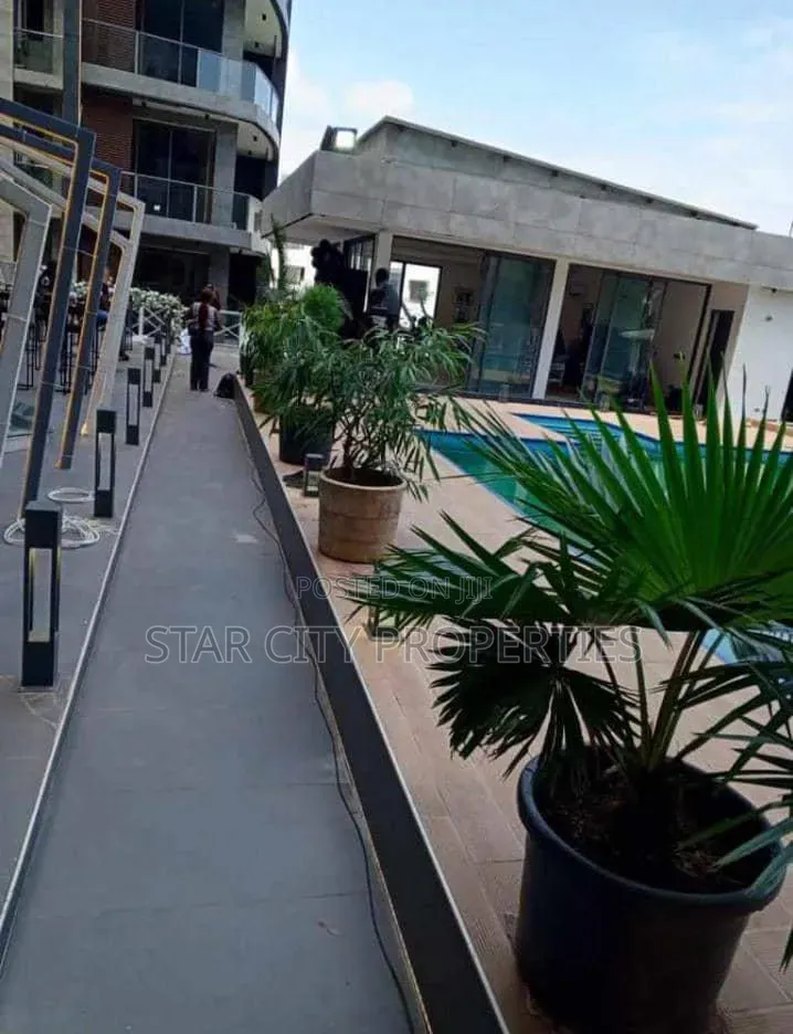 3bdrm Block of Flats in Old Ikoyi for sale in Old Ikoyi