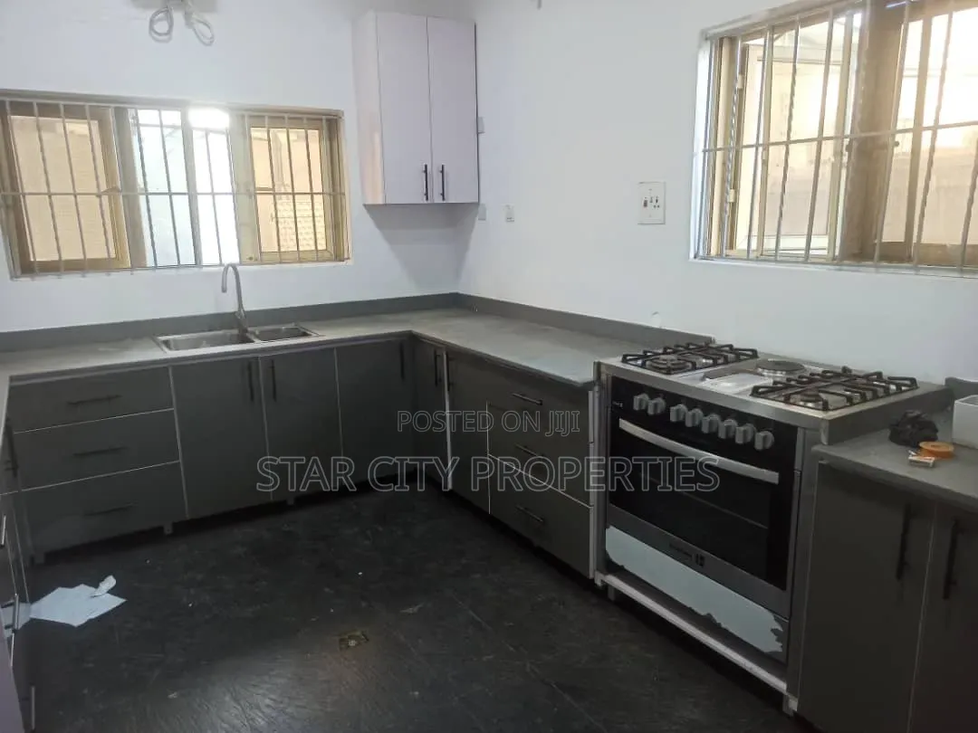 4bdrm Duplex in Ikeja Gra Lagos for rent in Ikeja GRA