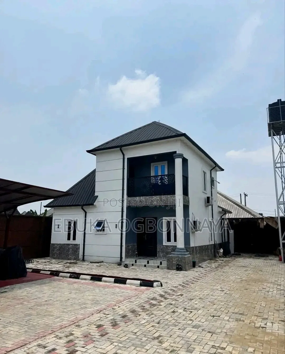 3bdrm Penthouse in Rumunduru-Rumuodara, Port-Harcourt for sale in Port-Harcourt
