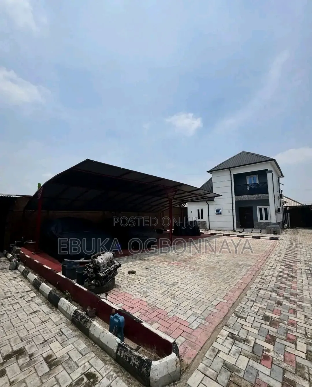 3bdrm Penthouse in Rumunduru-Rumuodara, Port-Harcourt for sale in Port-Harcourt