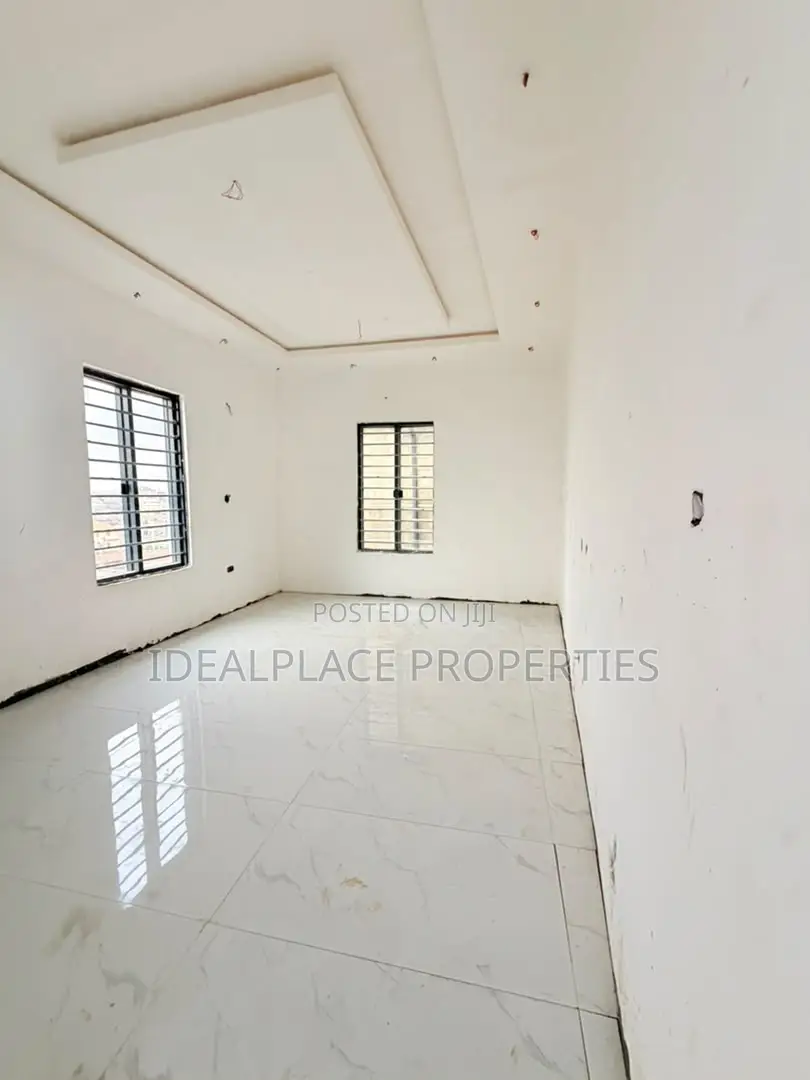 4bdrm Duplex in Ogba for sale in Ogba