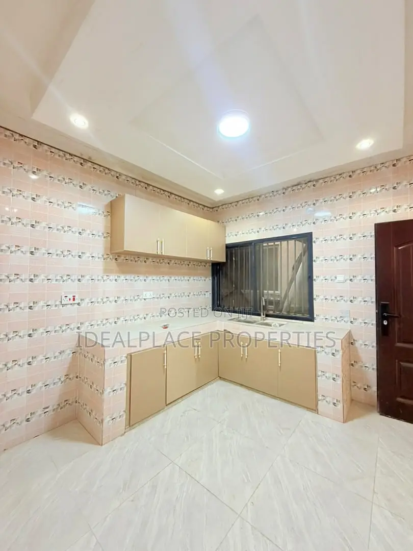 3bdrm Duplex in Ogba for sale in Ogba