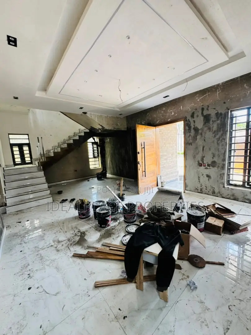 4bdrm Duplex in Fagba for sale in Fagba