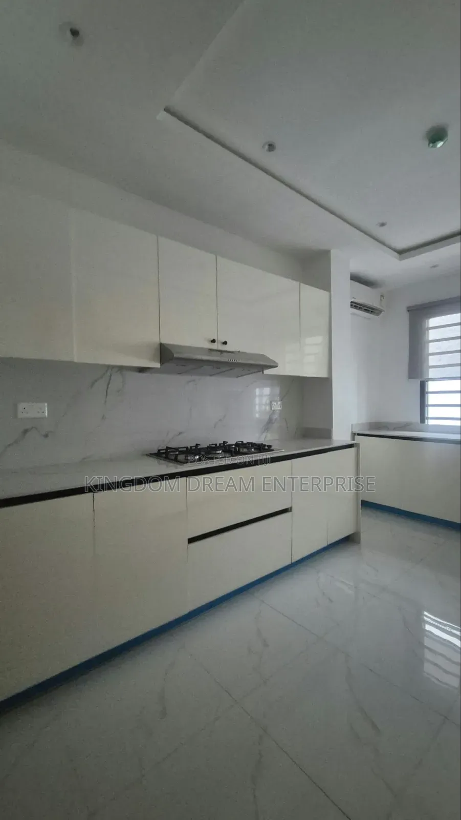 4bdrm Maisonette in Ikeja Gra Lagos for rent in Ikeja GRA