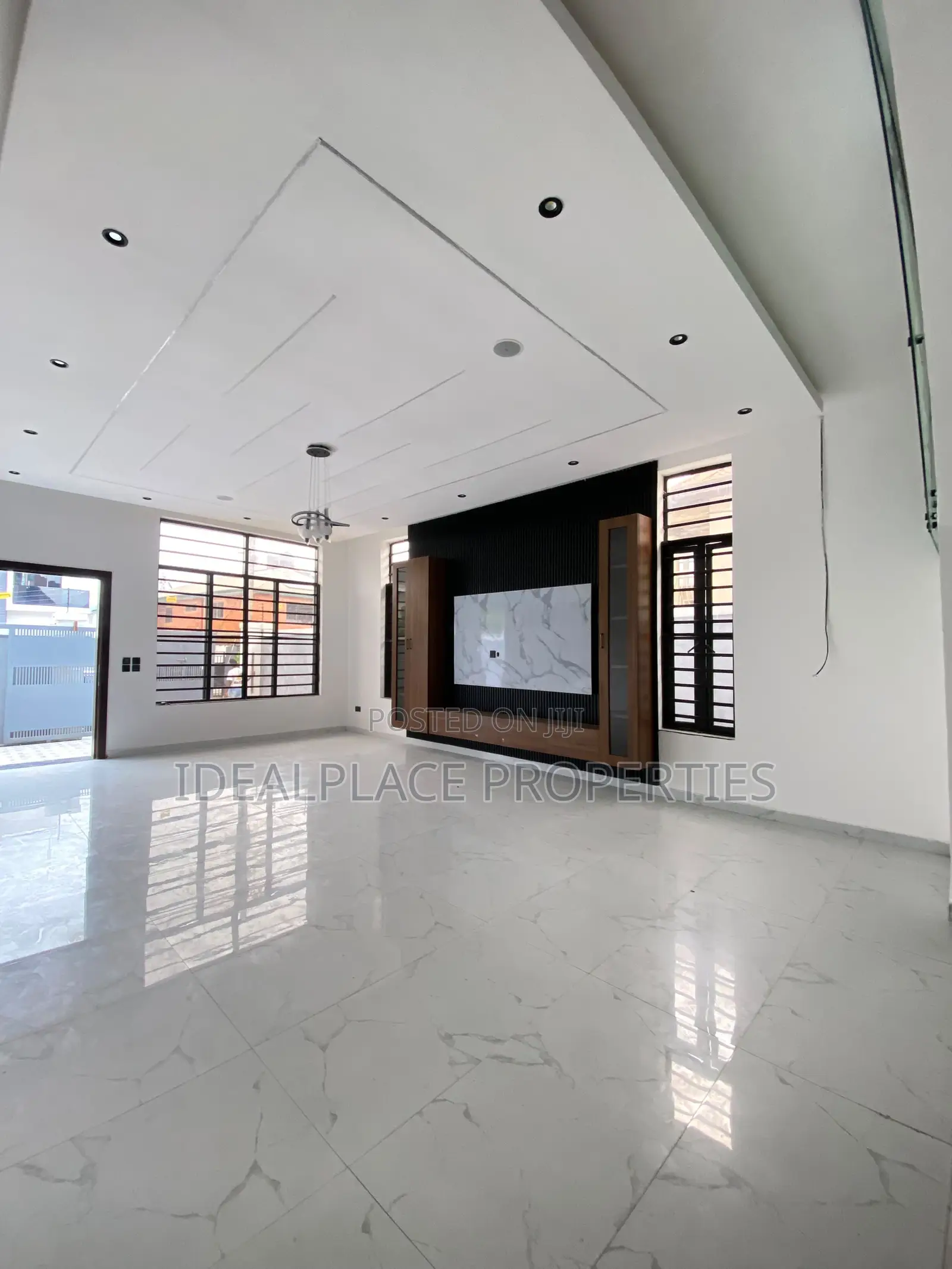 4bdrm Duplex in Sangotedo for sale in Sangotedo