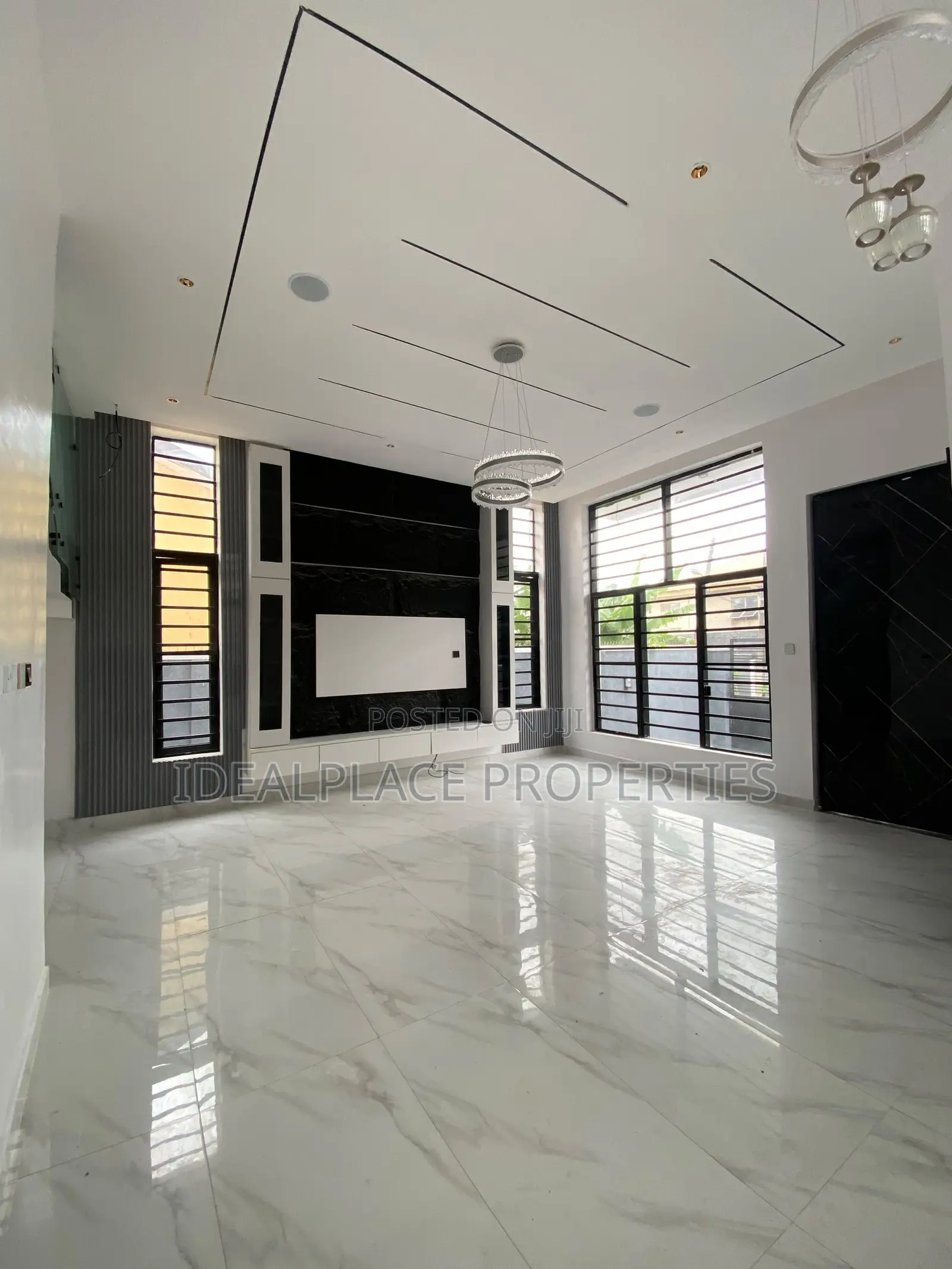 4bdrm Duplex in Sangotedo for sale in Sangotedo