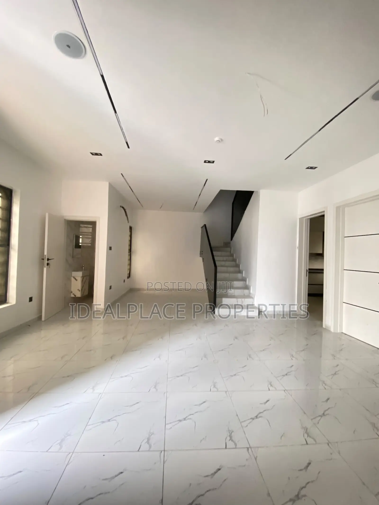 4bdrm Townhouse/Terrace in Sangotedo for sale in Sangotedo