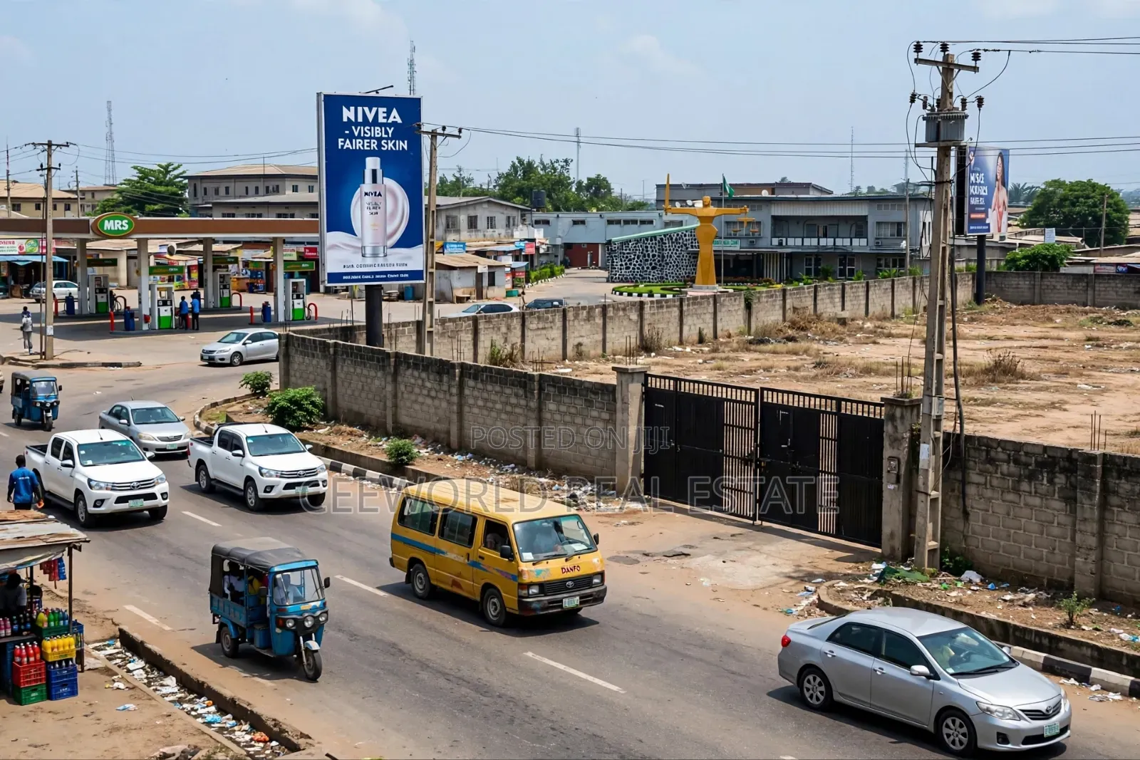 Commercial Land 4 Lease On(4plots) 2,100 Square Meters Along Ring Road in CHallenge / Ibadan