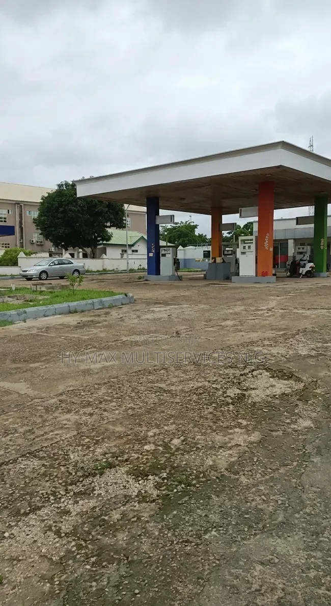 Standard Strategic Filling Station for Sale in New Nyanya, Abuja in Nyanya