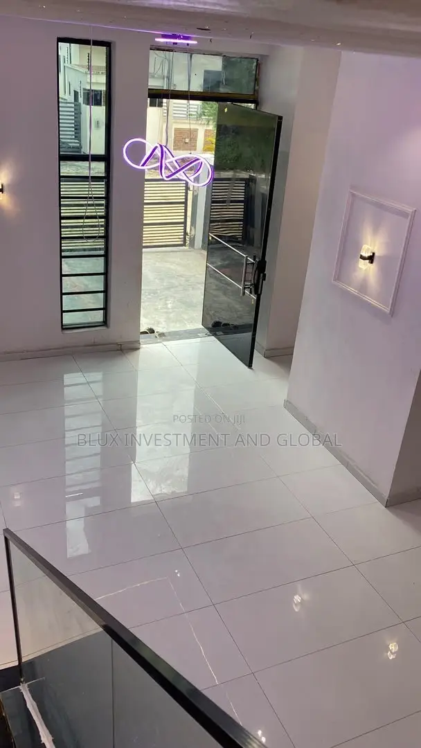 4bdrm Duplex in Ikota Extension for sale in Ikota