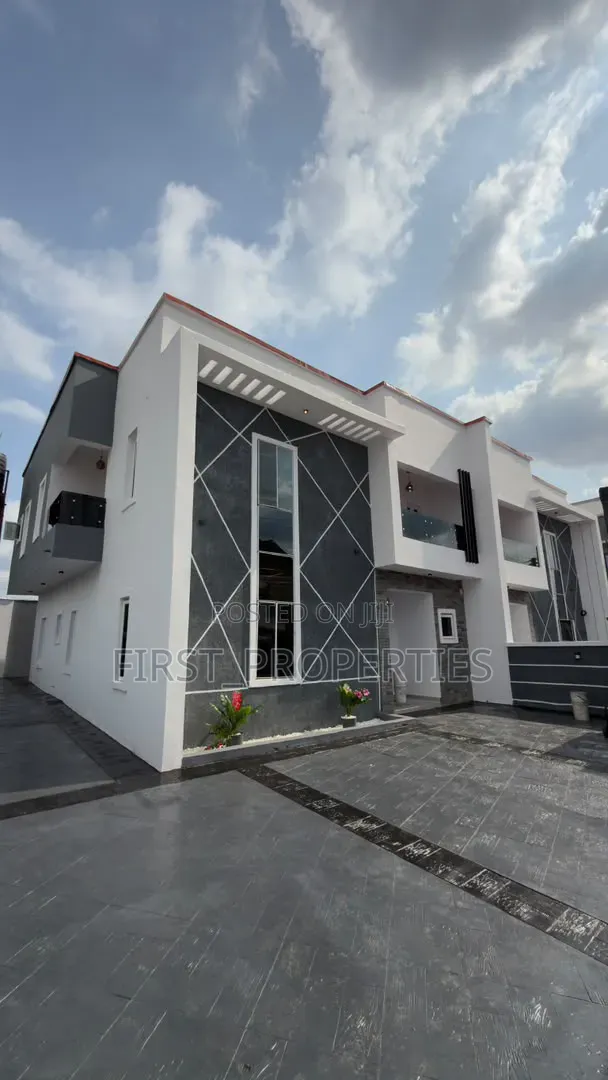 3bdrm Duplex in Rayfield Garden, Iwo Road for sale in Iwo Road