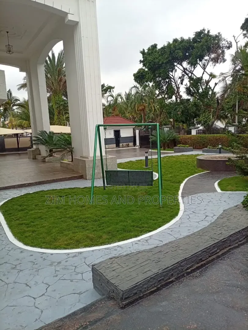 5bdrm Duplex in Zim Homes And, Zone B for sale in Zone B