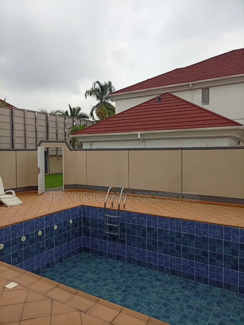 5bdrm Duplex in Zim Homes And, Zone B for sale in Zone B