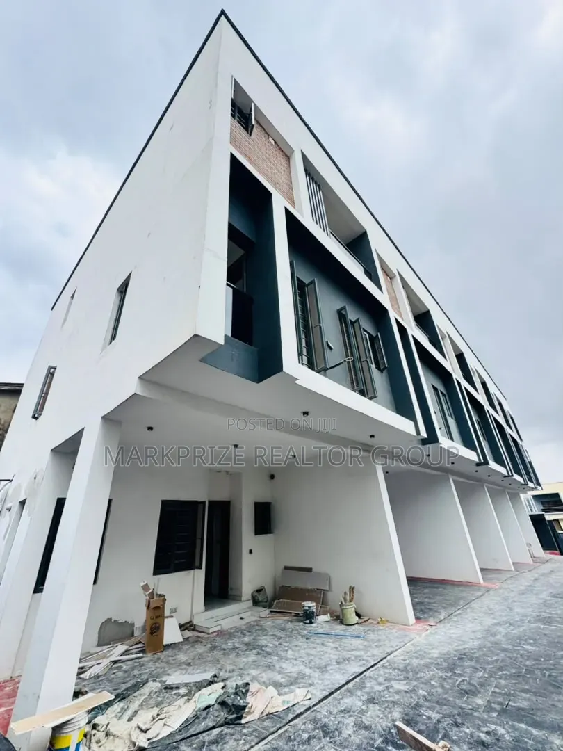 4bdrm Duplex in Maryland Lagos for sale in LSDPC Maryland Estate