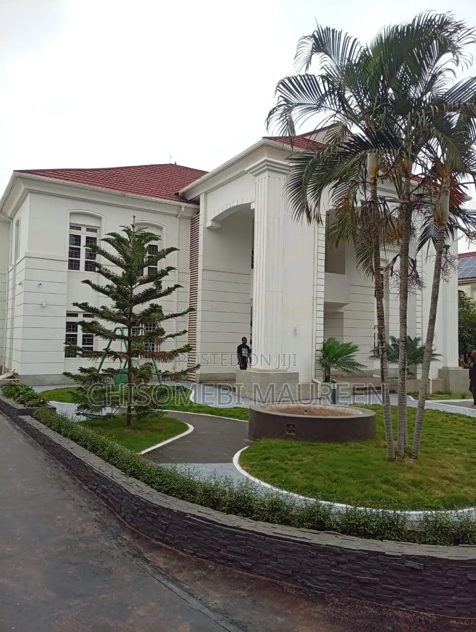 5bdrm Duplex in Apo District for sale in Apo District
