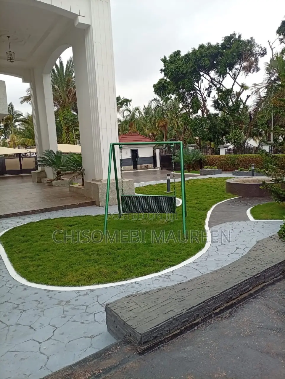5bdrm Duplex in Apo District for sale in Apo District