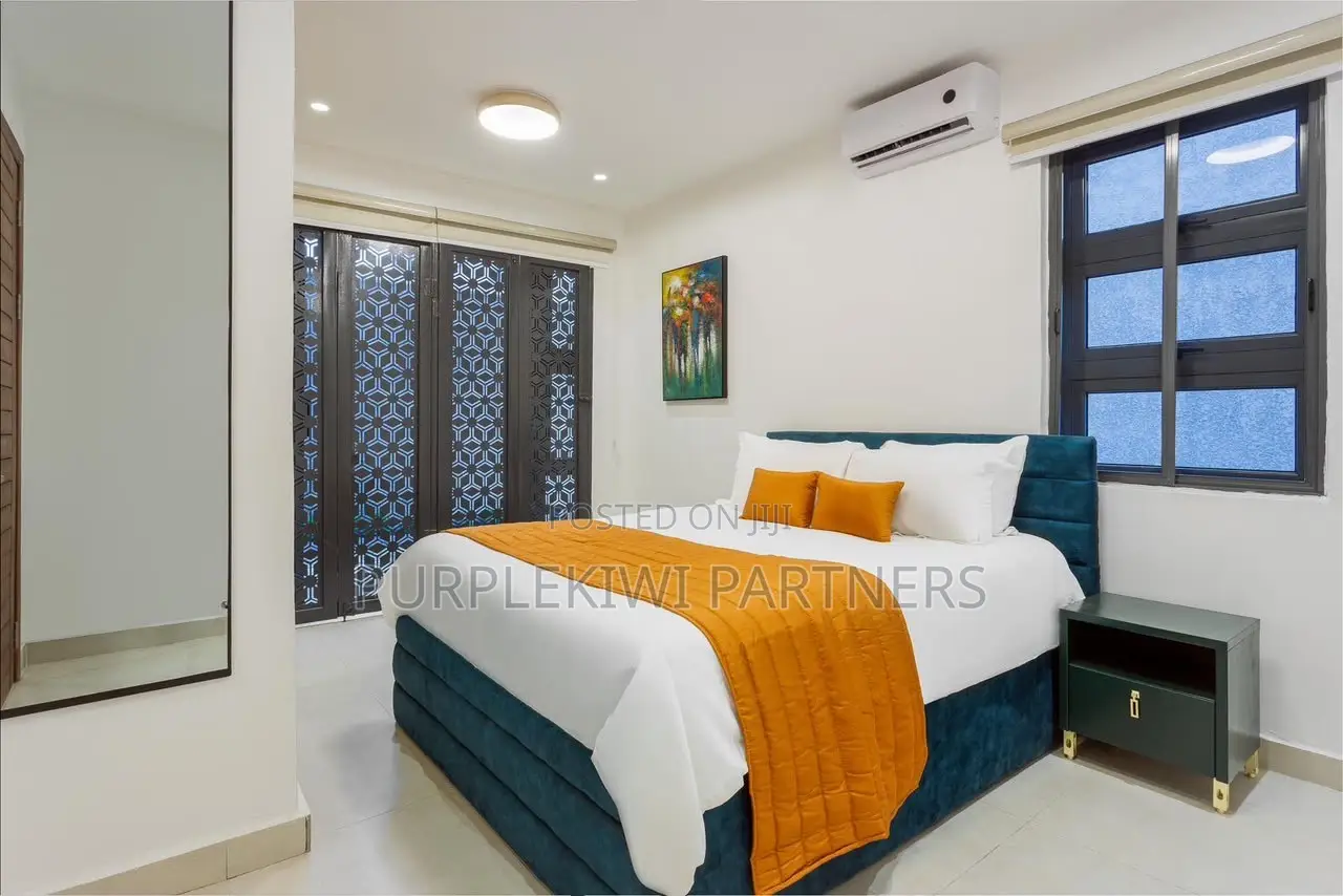 Furnished 2bdrm Apartment in Oniru Estate, Victoria Island Extension in Victoria Island Extension