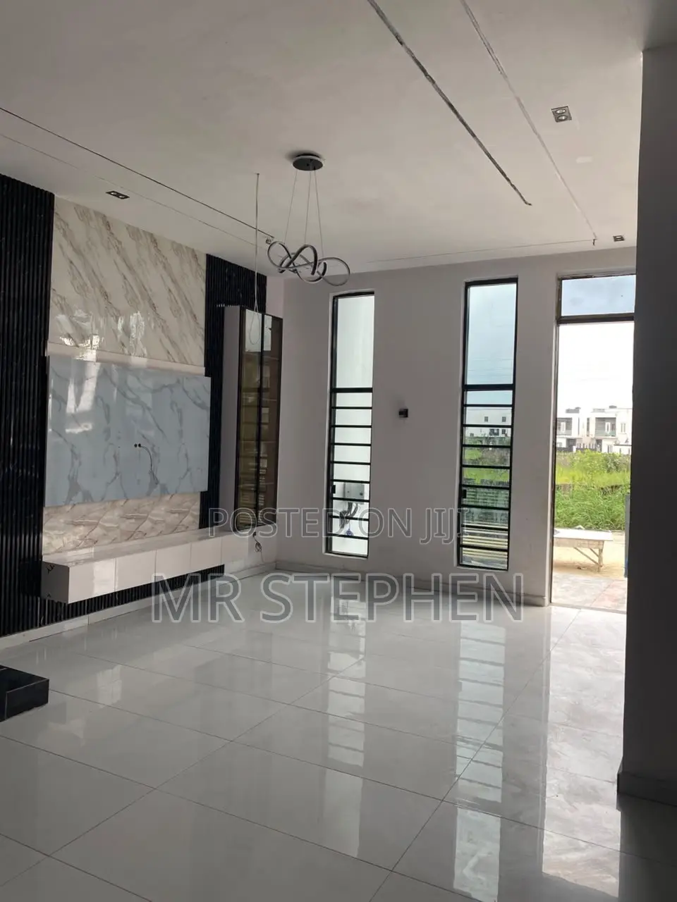 4bdrm Duplex in Ikota for sale in Ikota
