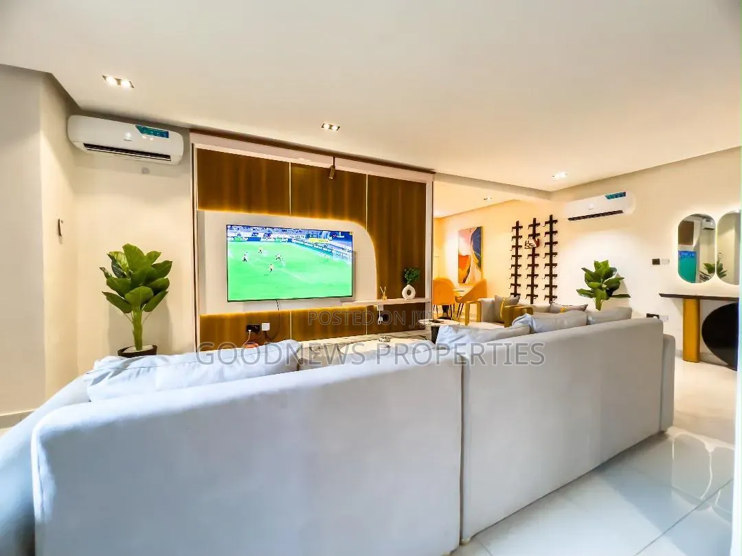 Beautiful 2 Bedroom Shortlet Apartment in a Prime Location at Ikota in Ikota