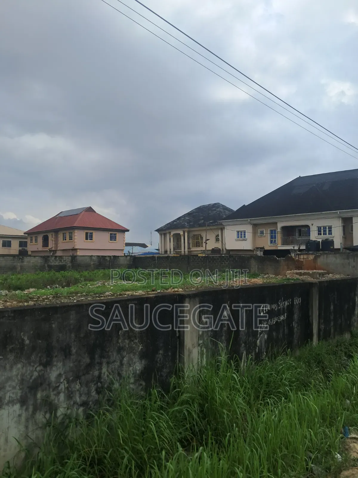 3 Plots Dry at Ijegun Satelite Chemist Bustop in Satelite Town
