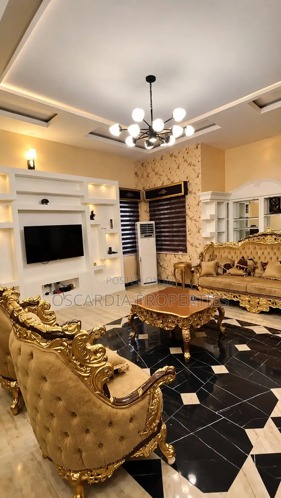 Furnished 7bdrm Duplex in Aco Estate, Kiami for sale in Kiami