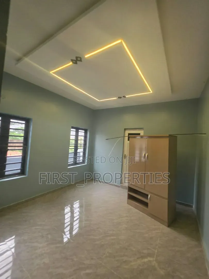 4bdrm Bungalow in Akoto Estate, Akala Express for sale in Akala Express