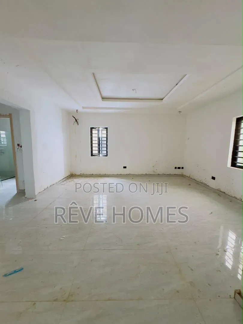 4bdrm Duplex in Ogudu GRA for sale in Ogudu GRA