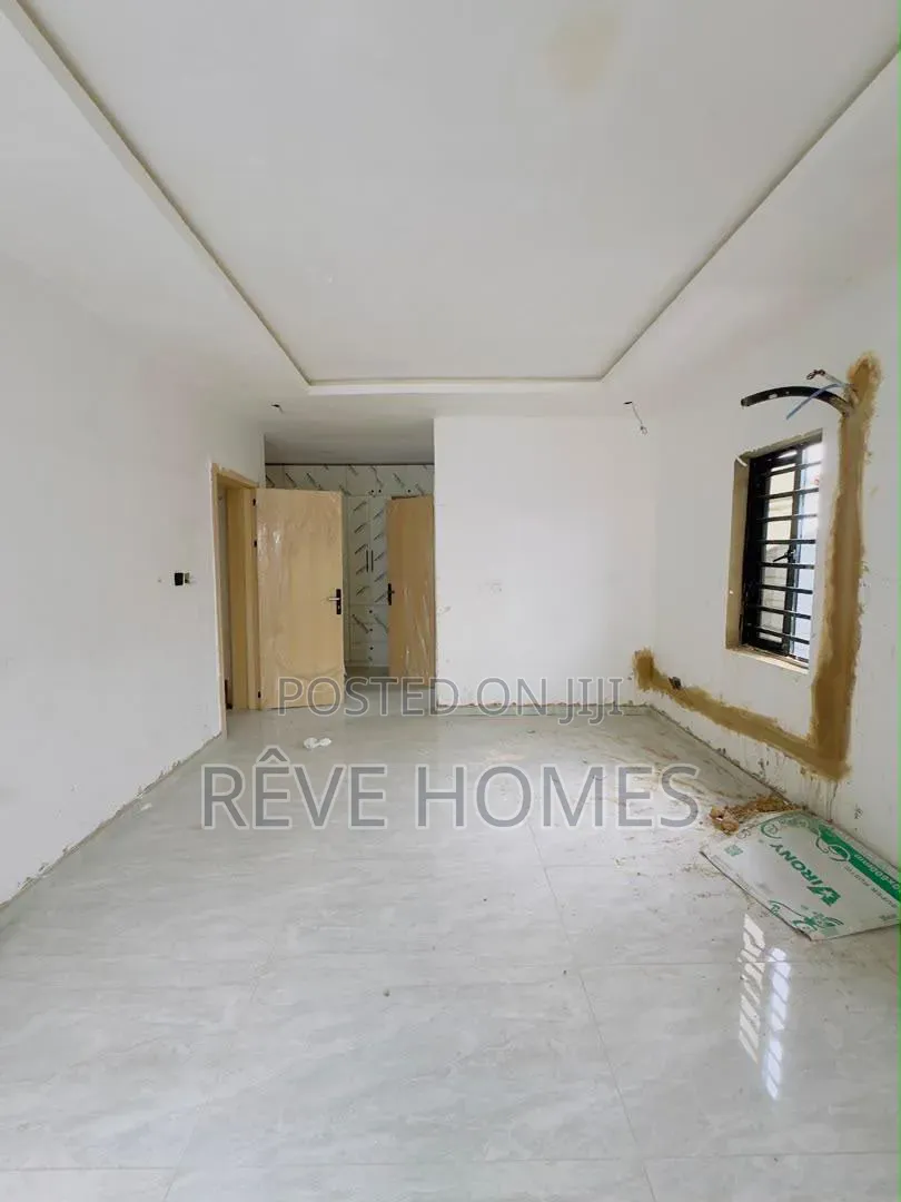 4bdrm Duplex in Ogudu GRA for sale in Ogudu GRA