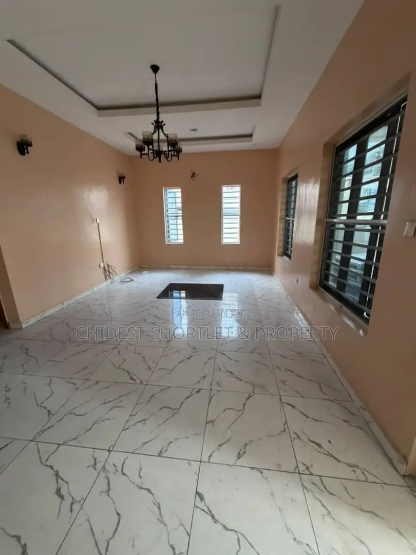 1bdrm Apartment in Royal Pine Estate, Lekki Phase 2 for rent in Lekki Phase 2