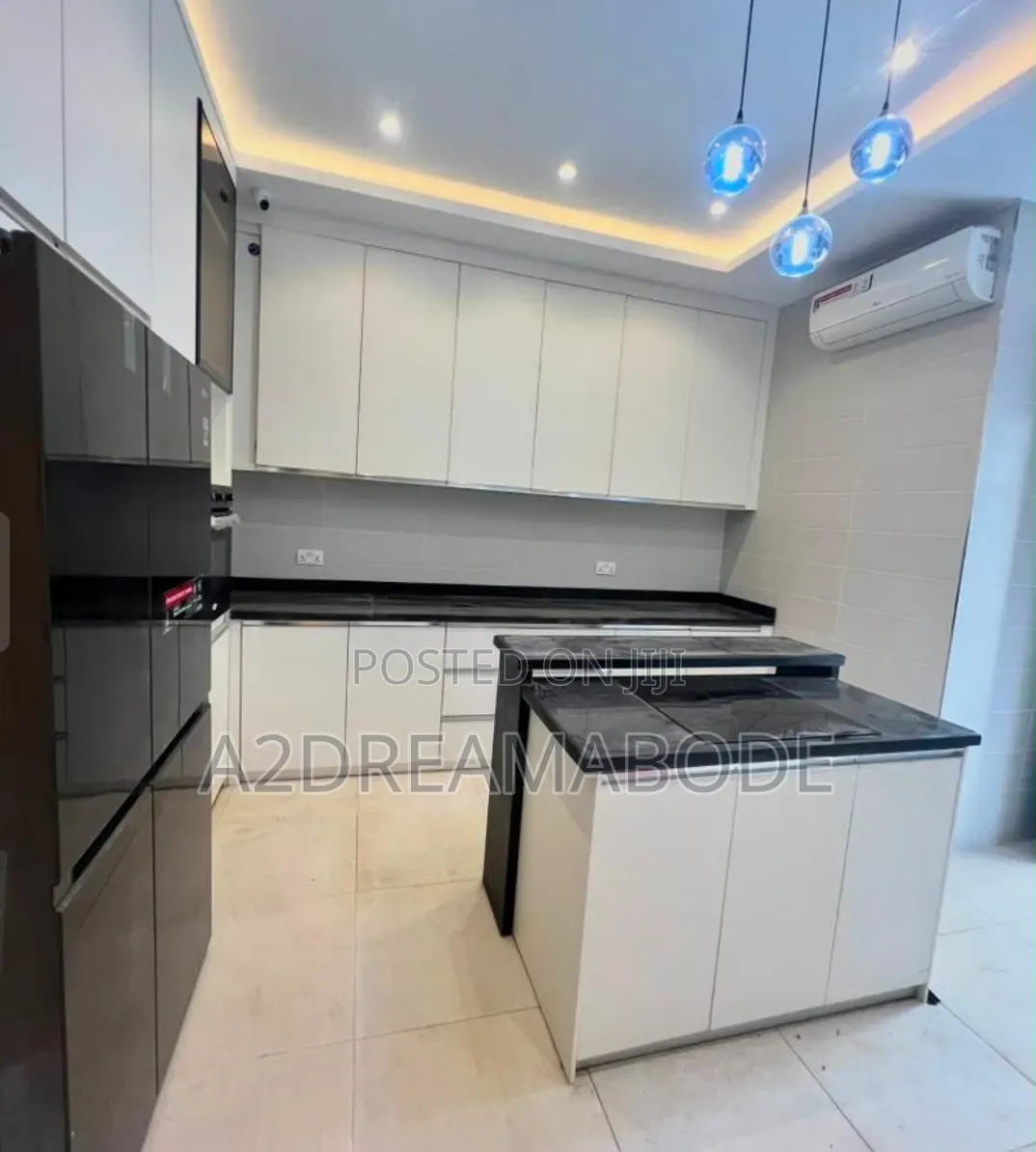 5bdrm Duplex in Old Ikoyi for sale in Old Ikoyi