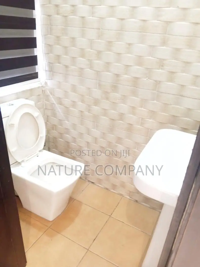 4bdrm Duplex in Adeniyi Jones Ikeja for rent in Ikeja